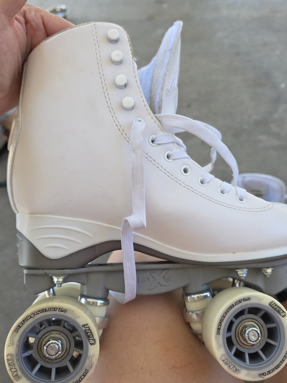 RtA White Women's Lace-Up Roller Skate - Picture 4 of 5